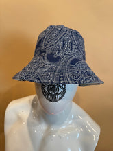 Load image into Gallery viewer, French Quilted Bucket Hat
