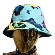 Load image into Gallery viewer, Pastel Cheeta Quilted Bucket Hat
