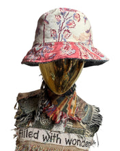 Load image into Gallery viewer, Alpaca Bucket Hat
