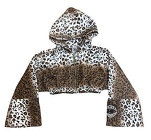 Load image into Gallery viewer, Cheetah Super Cropped ZIp Up Hoodie
