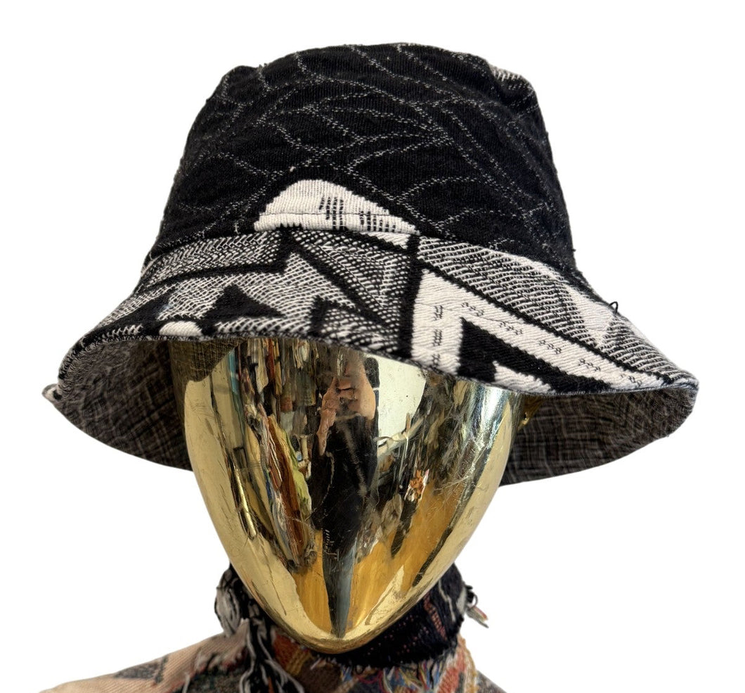 'Zag' Bucket Hat